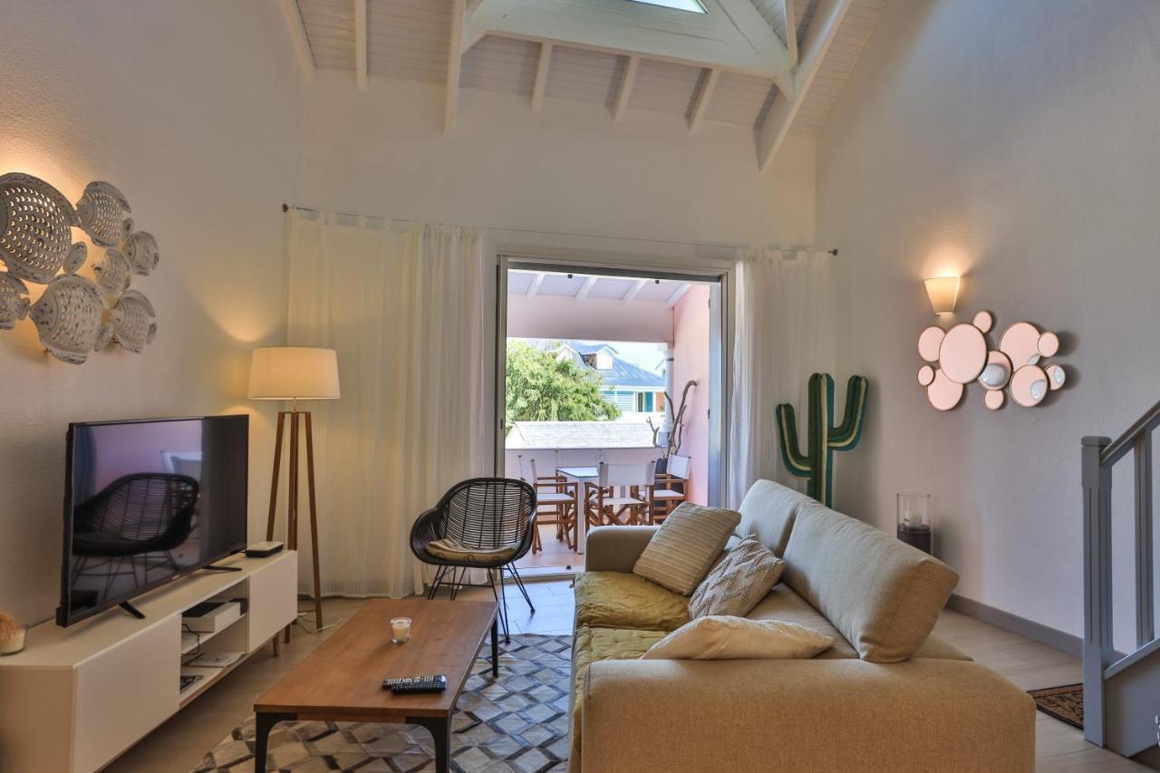 Stunning New Apartment With View Of Orient Bay Quarter of Orleans Eksteriør bilde